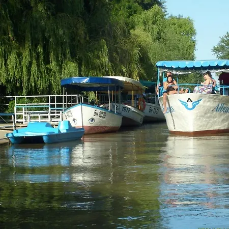 в Oasis Kamchia - стъпки в пясъка *