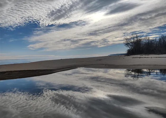 в Oasis Kamchia - стъпки в пясъка *